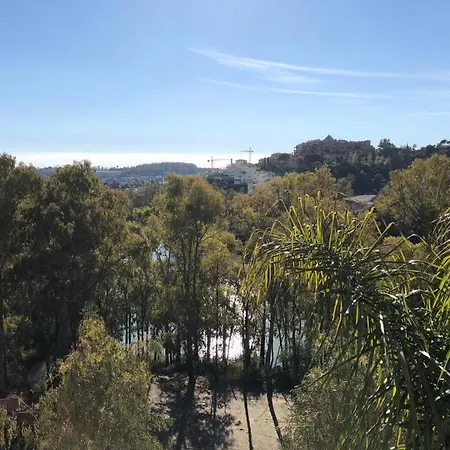 Apartment Modern 2 Bed In